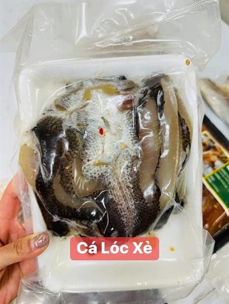 CÁ LÓC XẺ 雷魚の開き SPLIT SNAKEHEAD