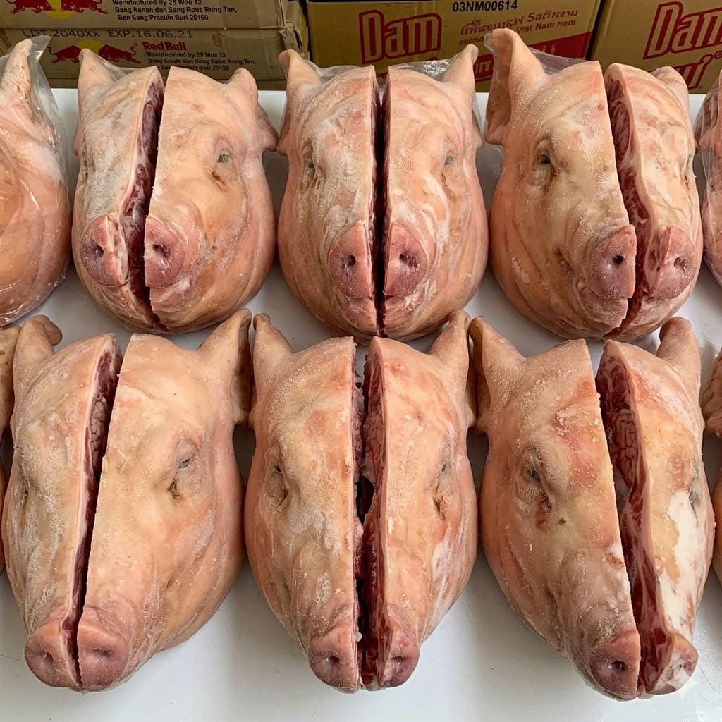 ĐẦU HEO BỔ ĐÔI 豚頭半割り HALF PIG HEAD